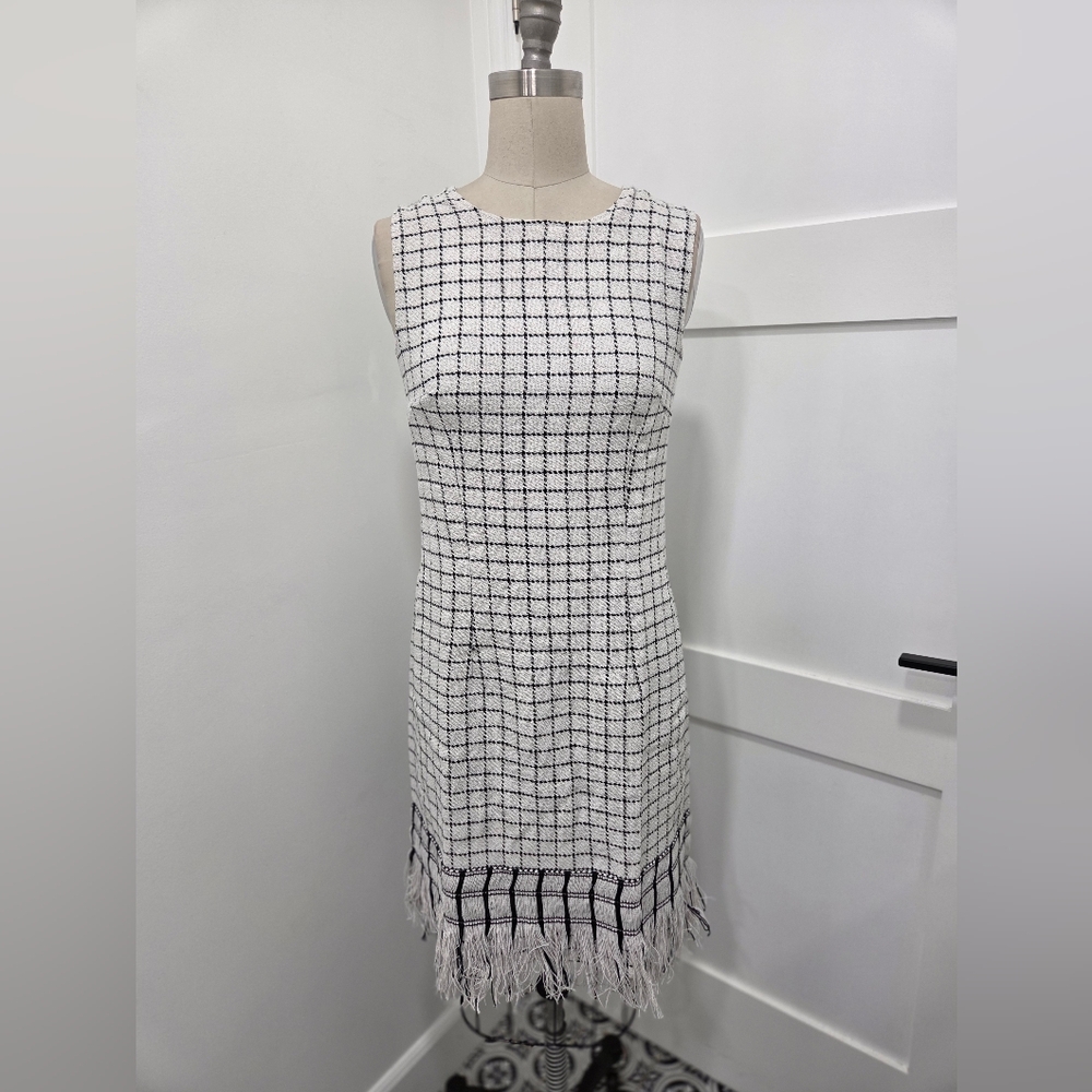 Nic+-Zoe Fringe Hem Shift Dress In Cream Multi Sleeveless Size XS Minimalist